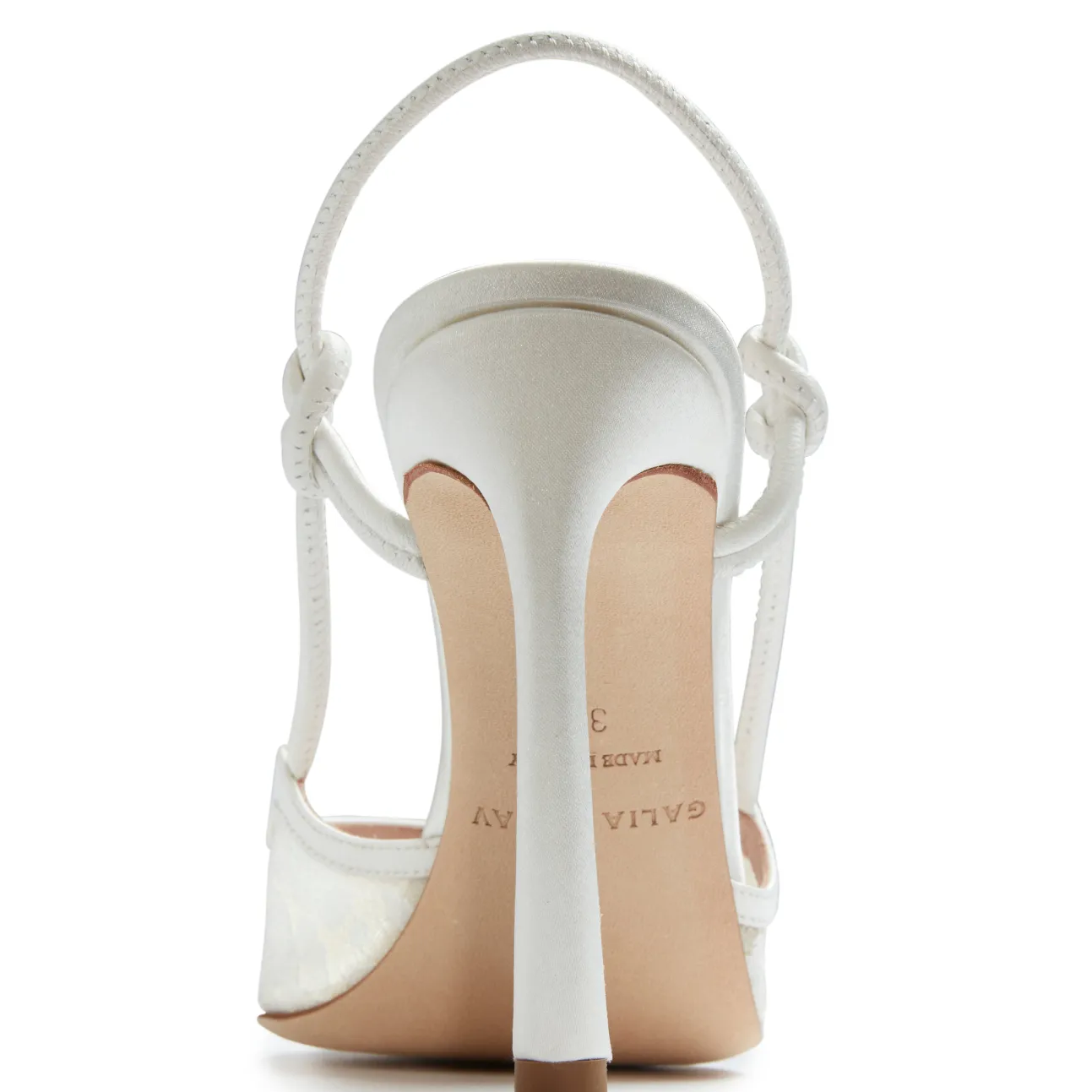Astrid White 105