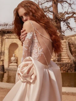 Noel Overskirt